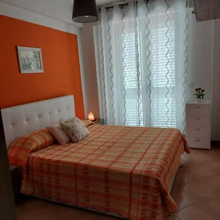 Casa Miro' Appartement Capo dʼOrlando Buitenkant foto